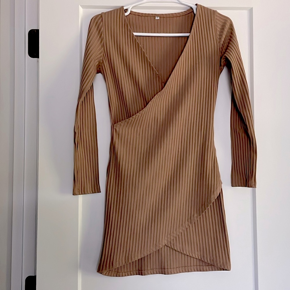 Camel tan ribbed caramel long wrap tunic deep V and tulip hem fitted DP